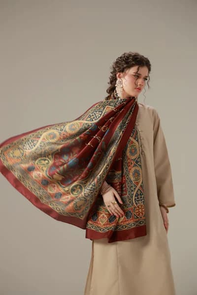 Beenish Scarf thumbnail 2