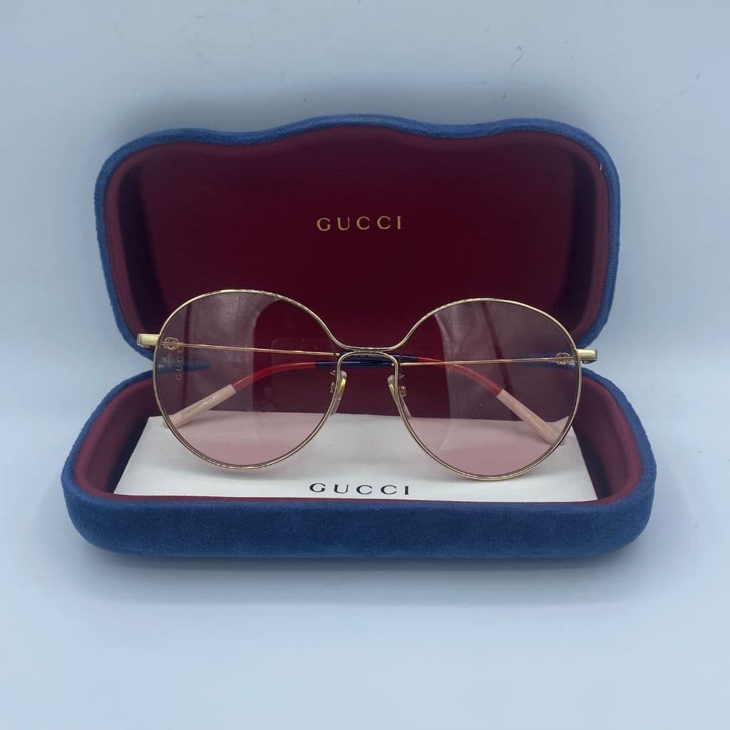 Gucci Sunglasses thumbnail 1
