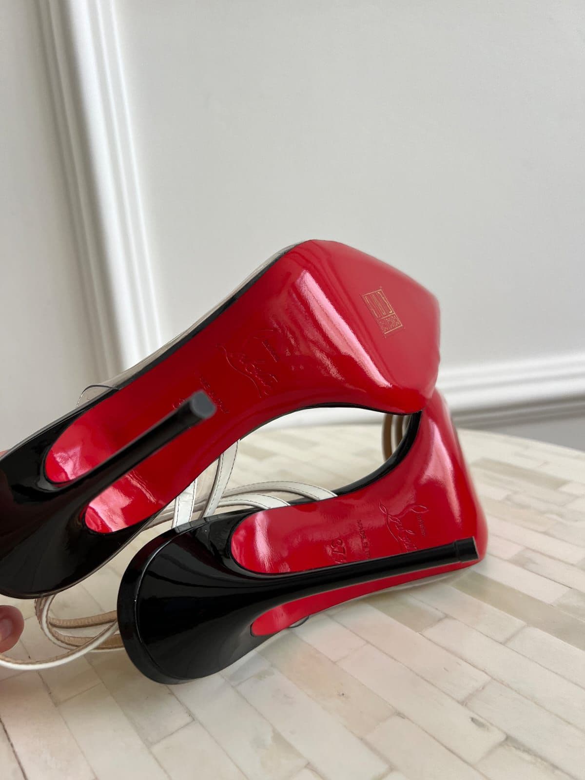 Christian Louboutin Tricolor Pumps thumbnail 4