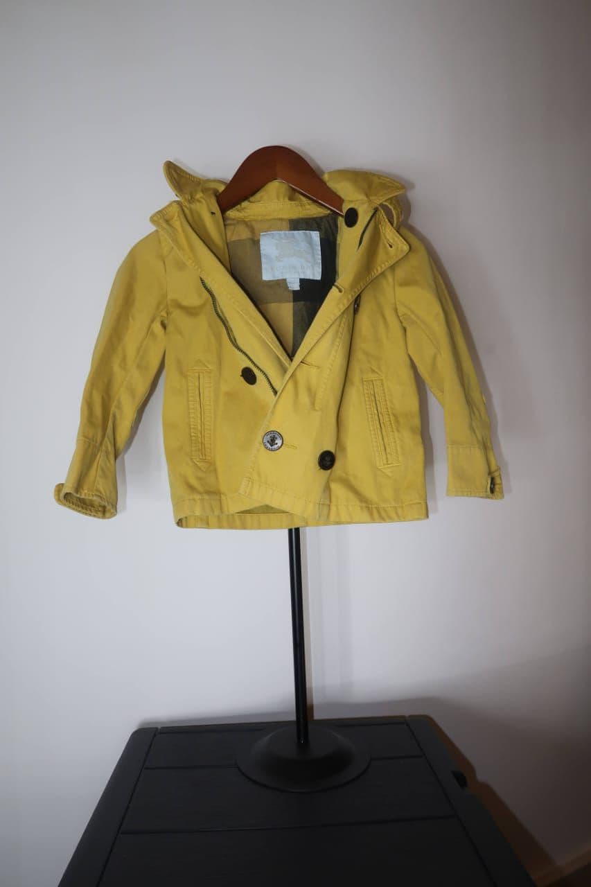 Burberry Children Yellow Cotton Button-Up Jacket thumbnail 3