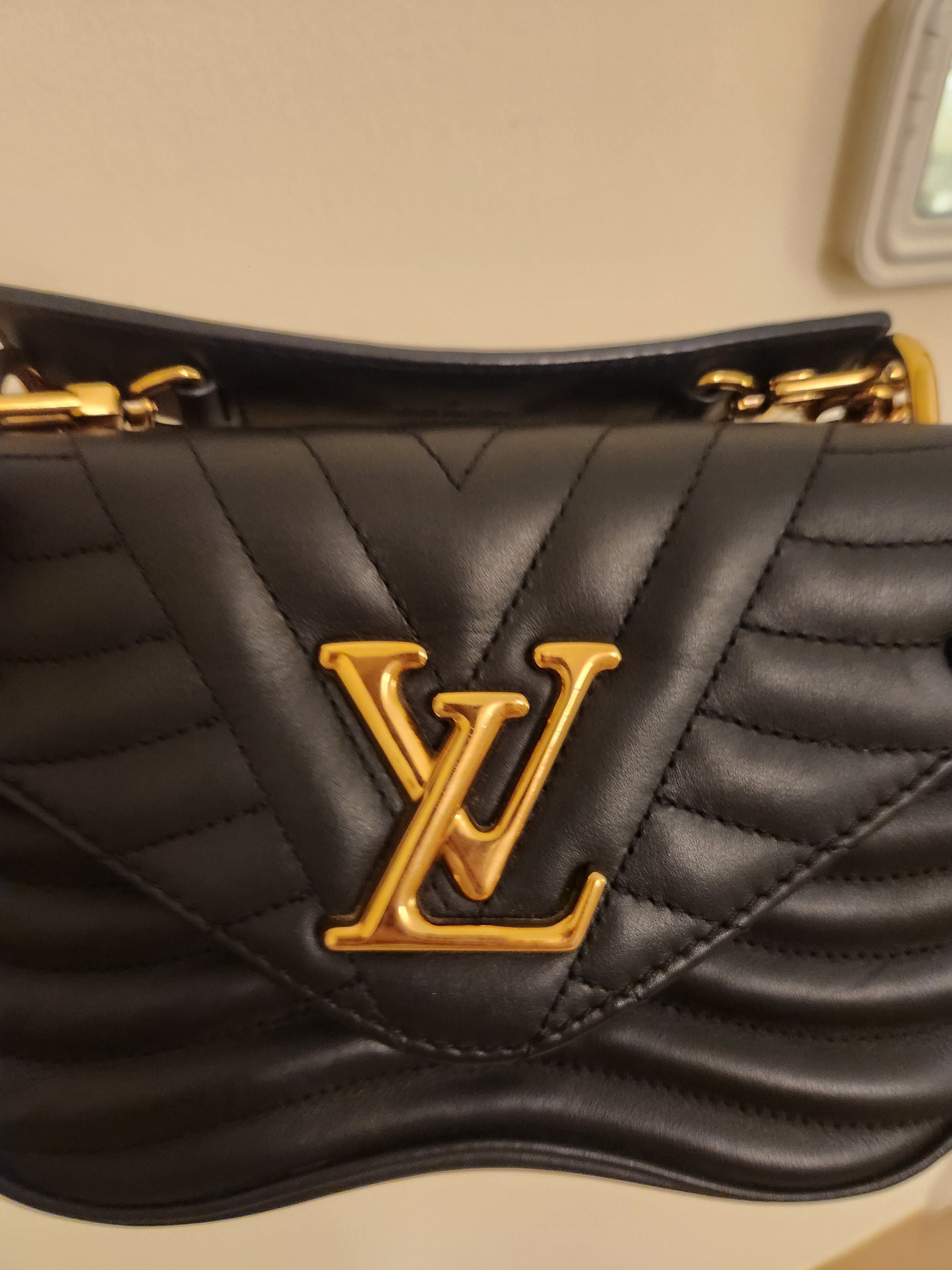 Bag thumbnail 4