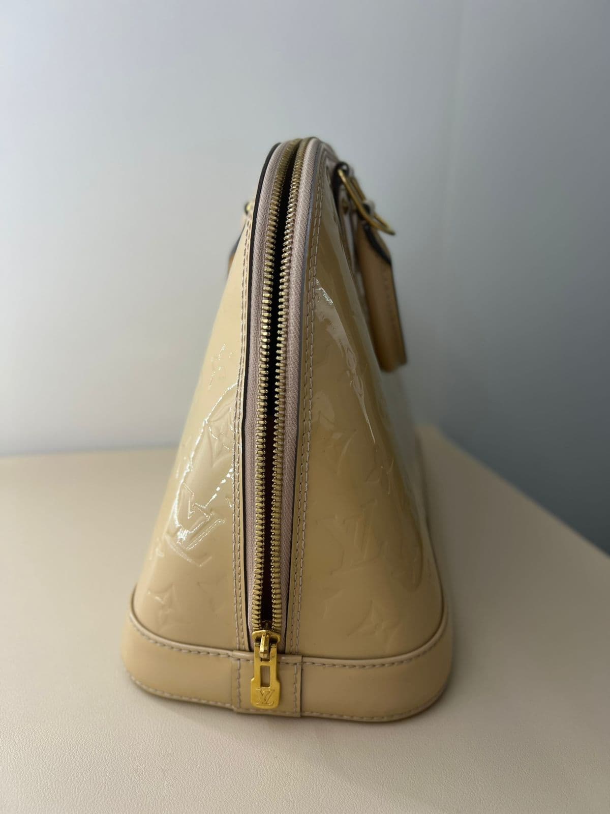 Louis Vuitton Citrine Monogram Vernis Alma PM Bag thumbnail 4
