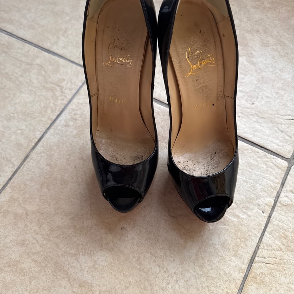 chritian louboutin stellitoes thumbnail 3