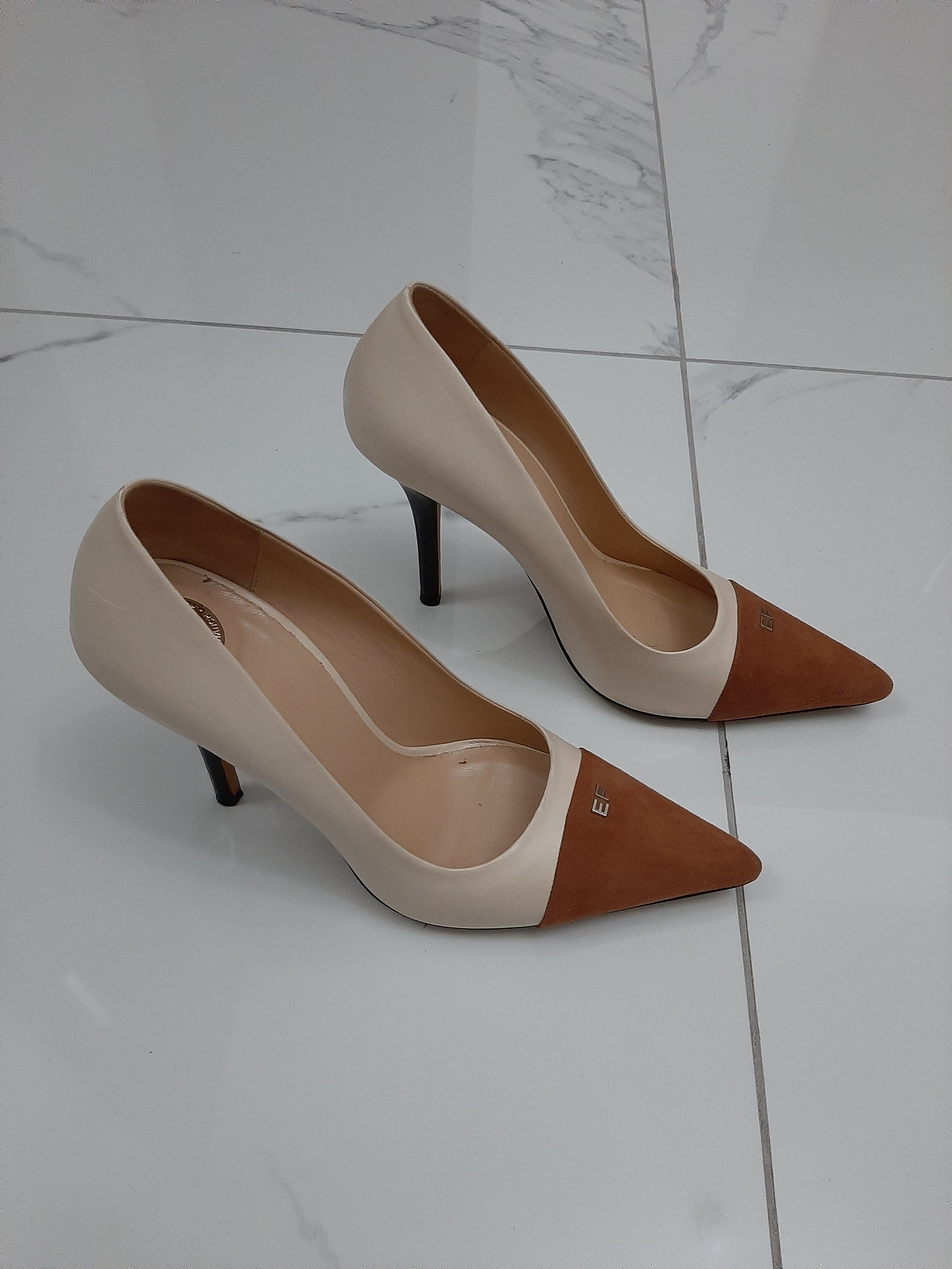 Elisabetta Franchi pumps thumbnail 2