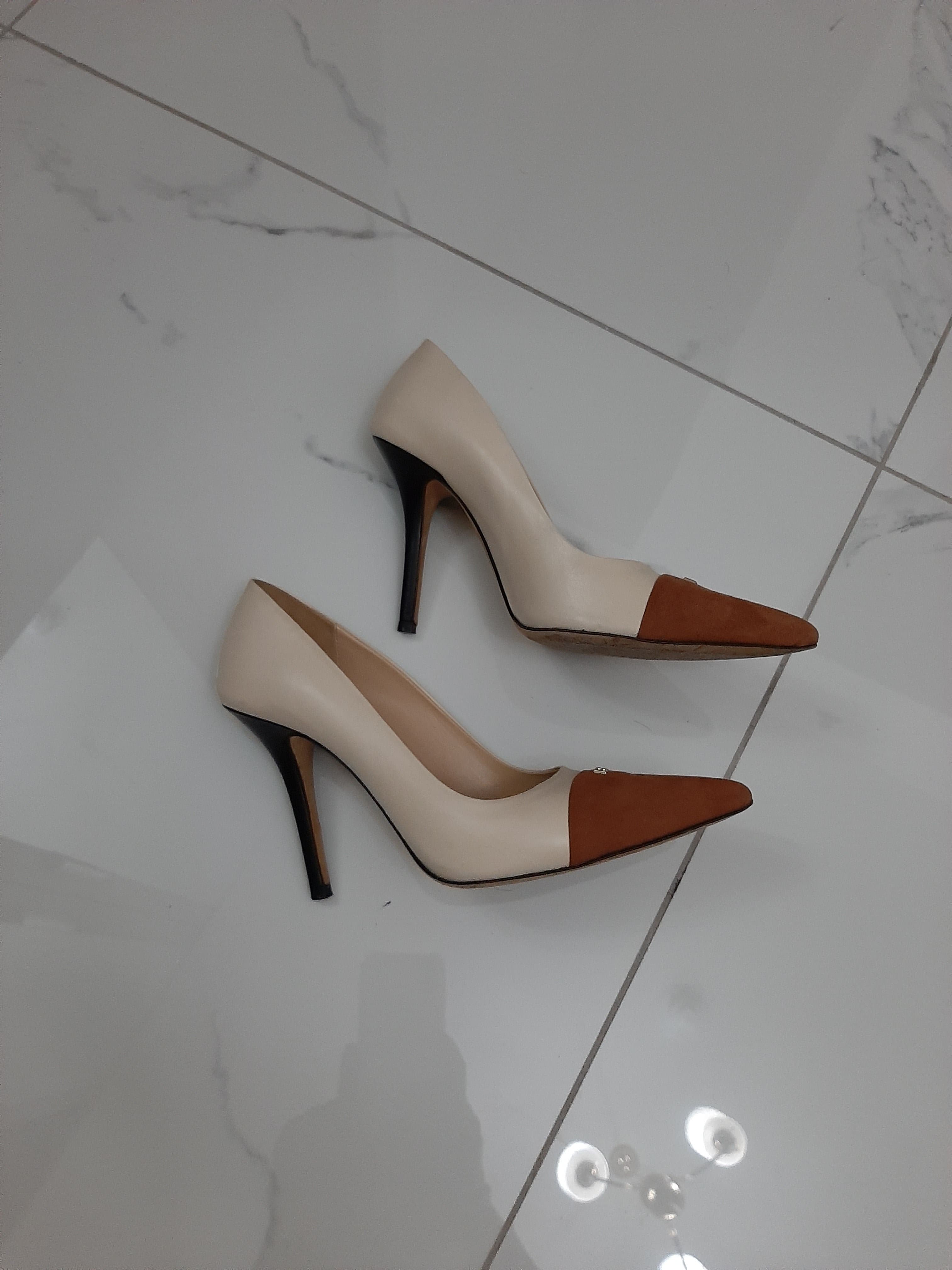 Elisabetta Franchi pumps thumbnail 3