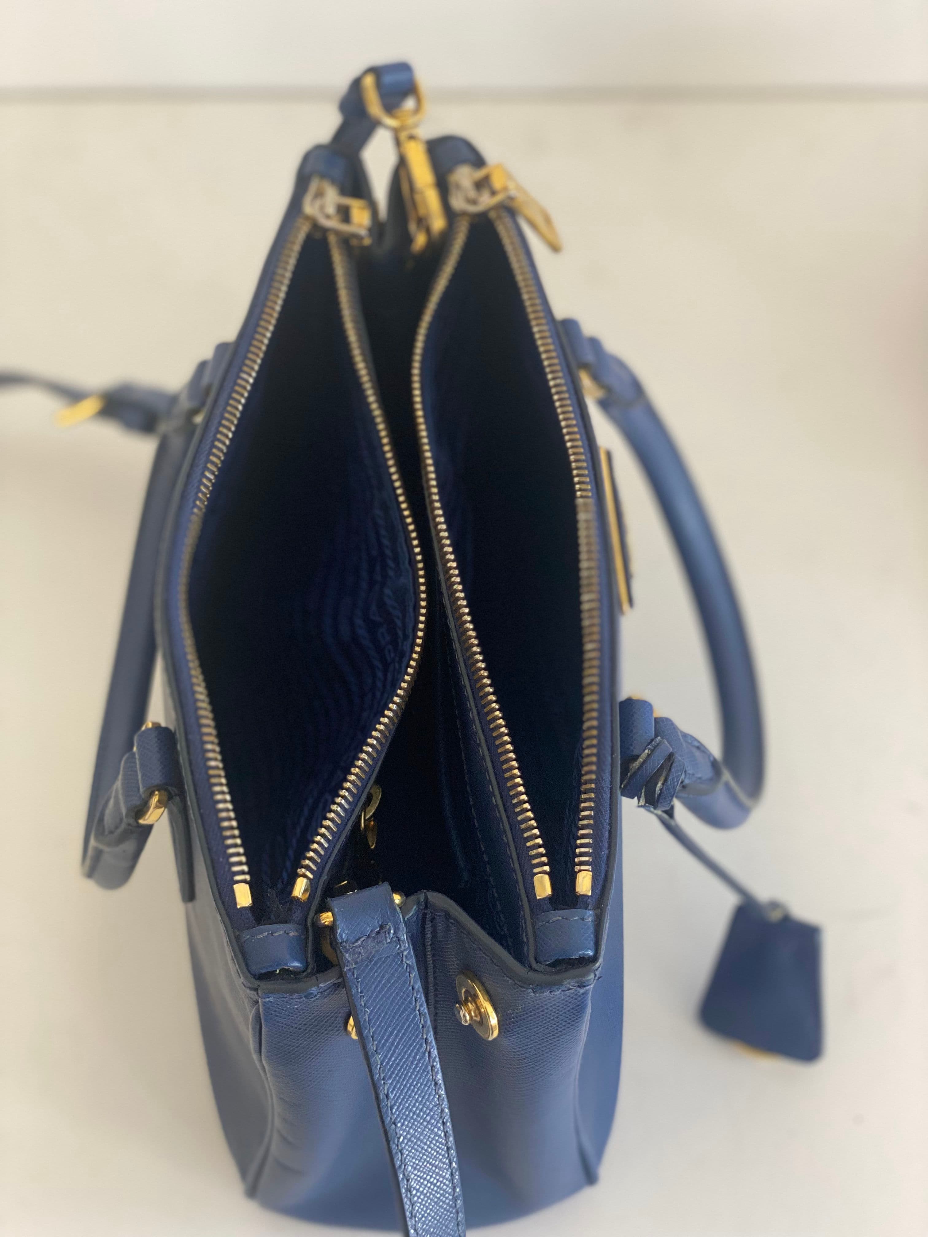 Prada Saffiano Lux Tote and Shoulder Bag thumbnail 4