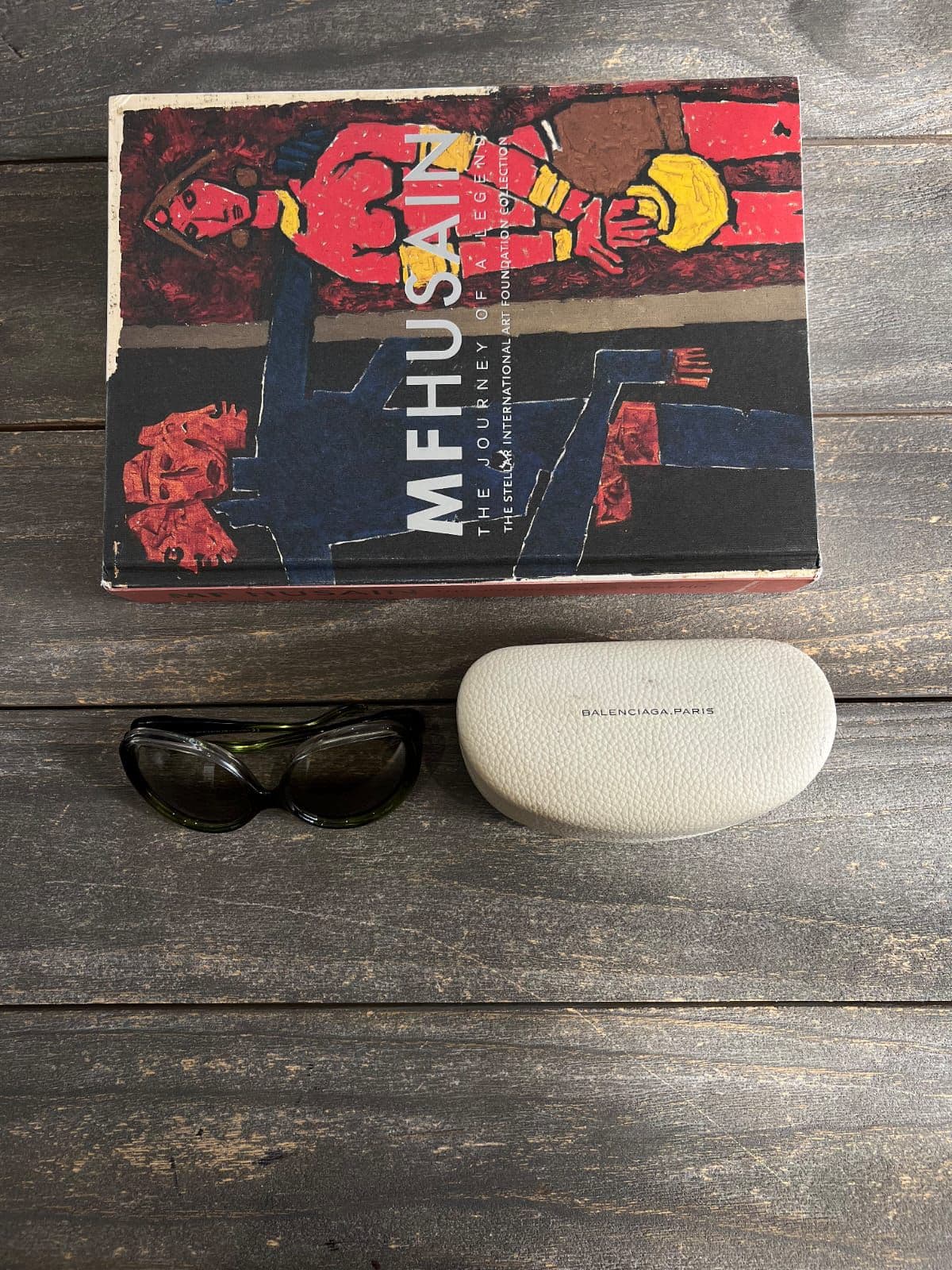 Balenciaga sunglasses with box thumbnail 2