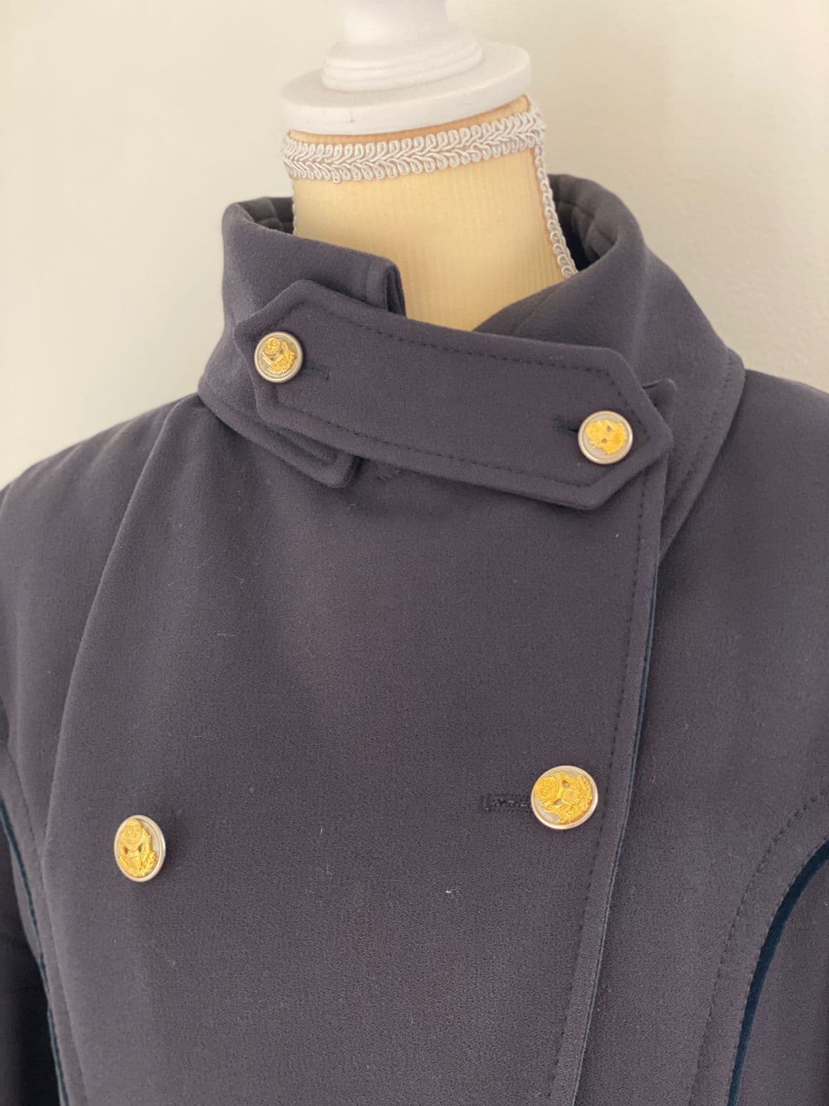 Dolce and Gabbana coat thumbnail 4