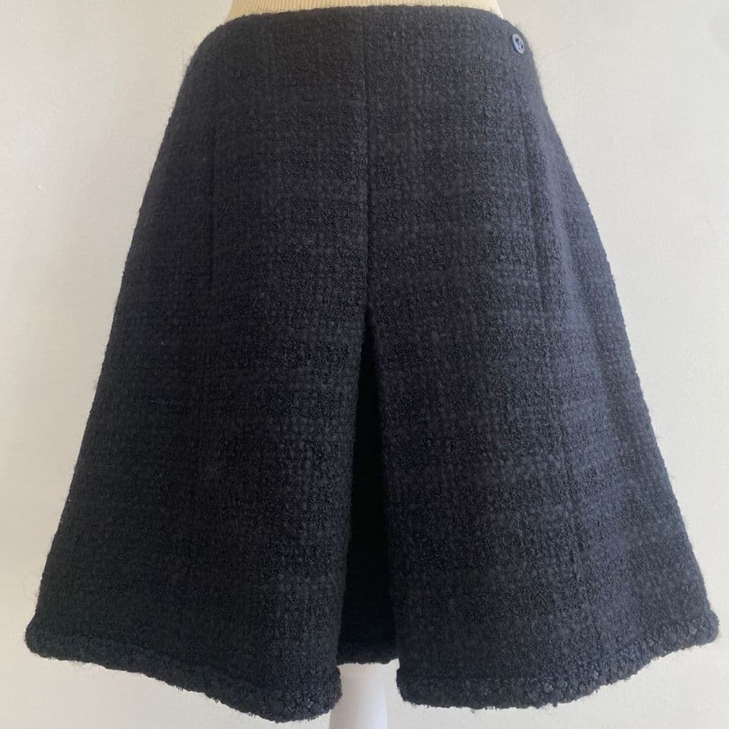 Chanel black tweed wool mini skirt