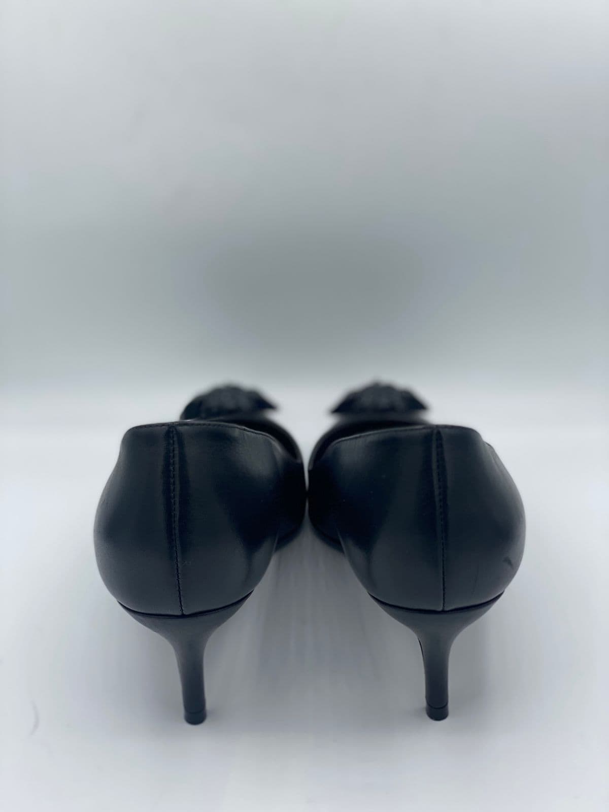 Versace Black Leather Medusa Pointed Toe Pumps thumbnail 2