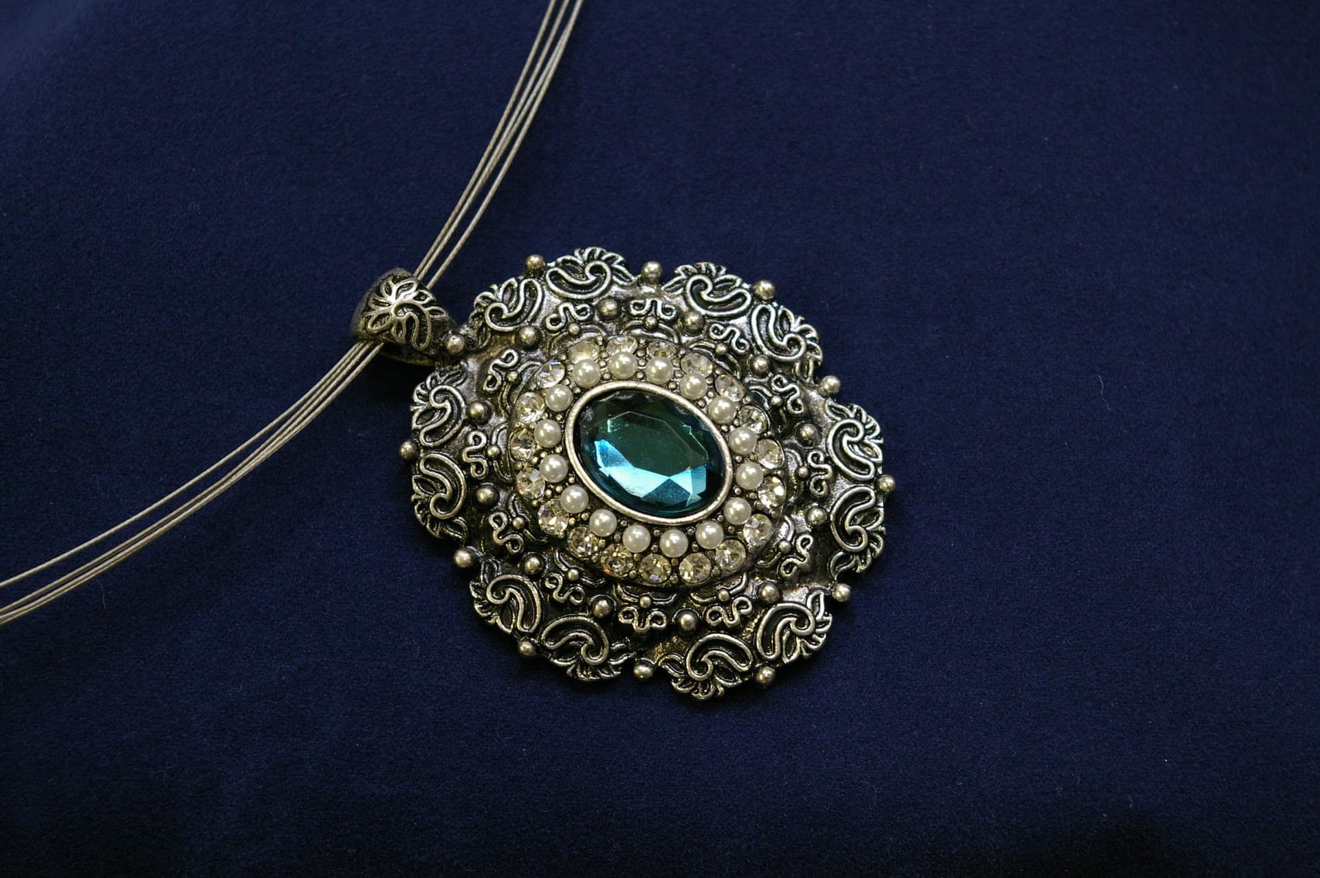 Watches & Jewellery